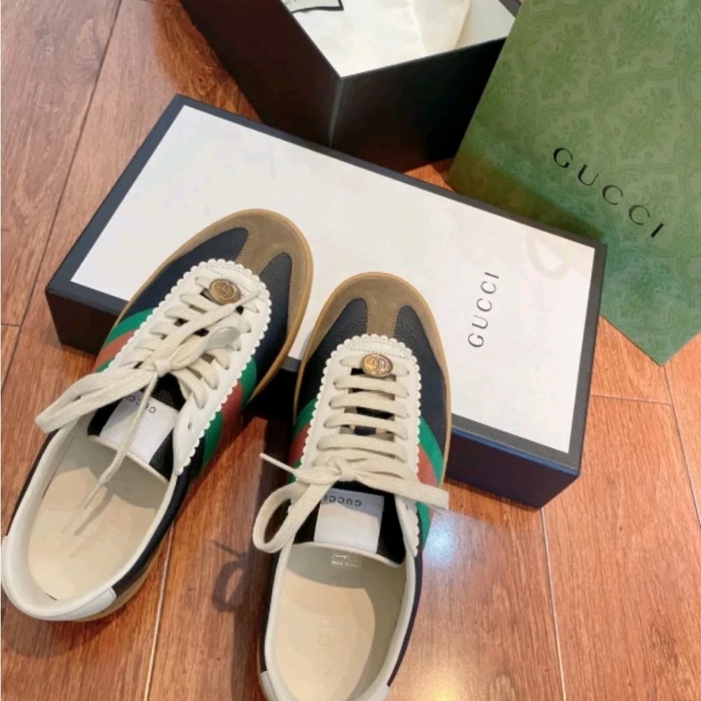 ⭐️GUCCI ✨G74 low-top sneakers. Brand NEW IN BOX Men's Navy and Brown Sneakers - Picture 7 of 7